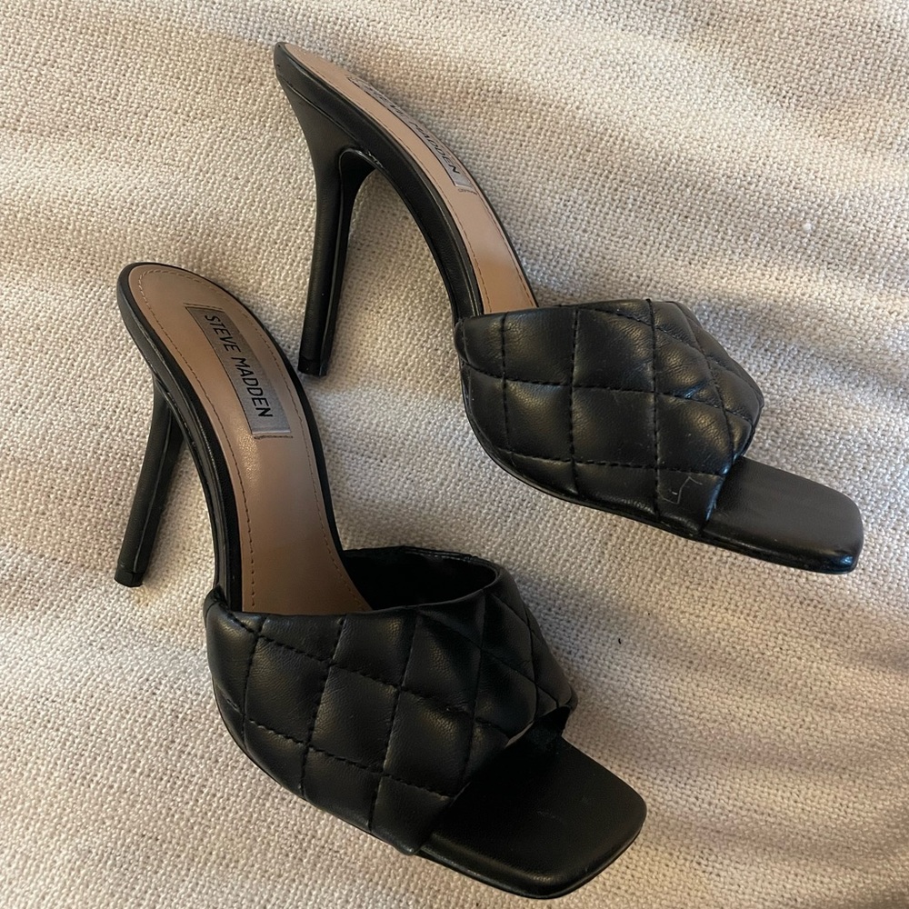 Steve Madden Black Square Toe Heel